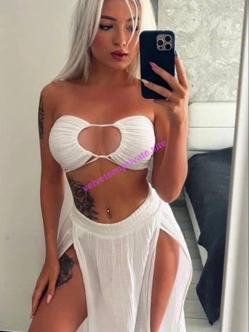 Эскорт Астрахань Lada — блондинка, грудь 75C (3-й)