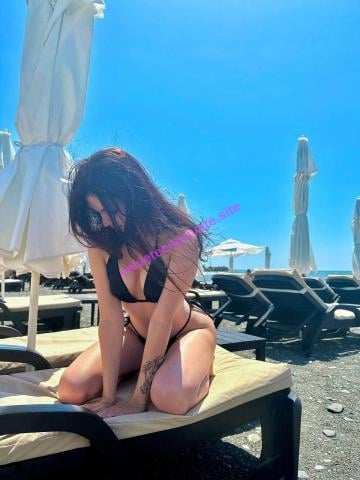 Эскорт Астрахань Liza — брюнетка, грудь 1 (A)