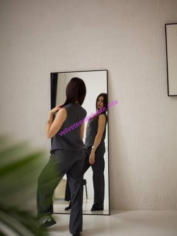 Эскорт Астрахань Liza — брюнетка, грудь 1 (A)