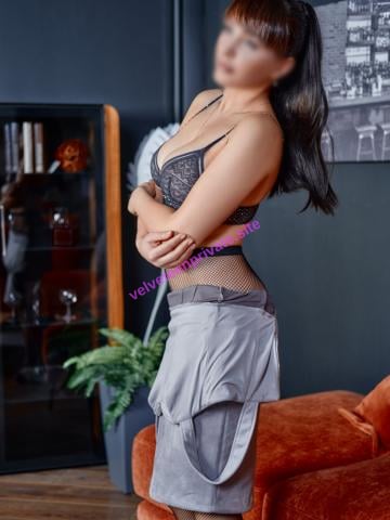 Эскорт Липецк Lyubov — брюнетка, грудь 75C (3-й) (фото 13)