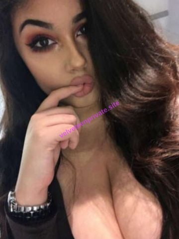 Эскорт Омск Marselina — блондинка, грудь 75C (3-й) (фото 1)