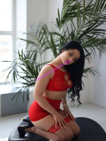 Эскорт Челябинск Vitalina — брюнетка, грудь 2 (B) (фото 2)